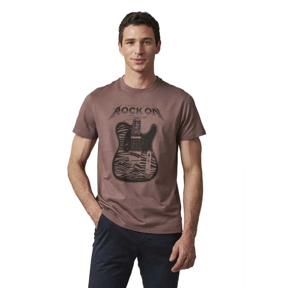 Футболка Deeluxe Rockon, фиолетовый
Футболка Deeluxe Rockon, фиолетовый