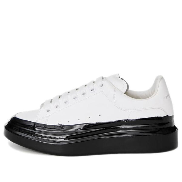 Кроссовки oversized sneakers 'white black sole' Alexander Mcqueen, белый
Кроссовки oversized sneakers 'white black sole' Alexander Mcqueen, белый