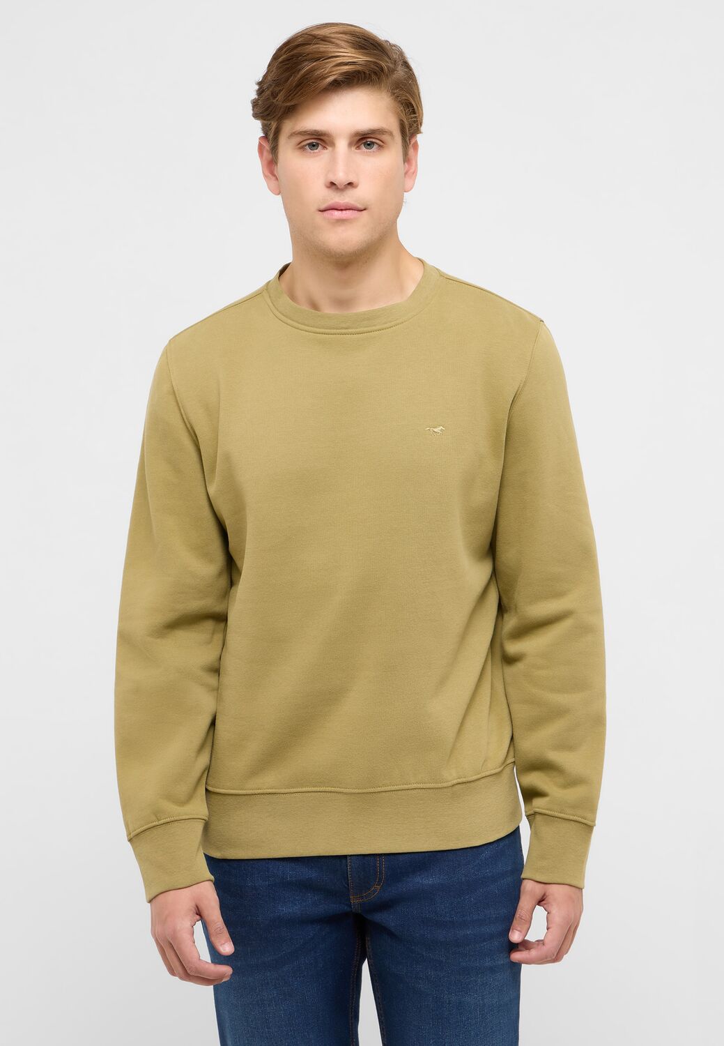 MUSTANG Свитшот 'Clio' в цвете Olive
MUSTANG Свитшот 'Clio' в цвете Olive