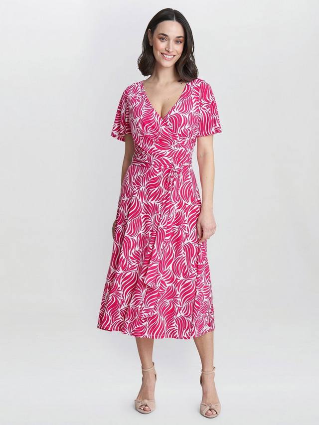 Кружевное облегающее платье-клеш Gina Bacconi, цвет Dark Pink/White
Кружевное облегающее платье-клеш Gina Bacconi, цвет Dark Pink/White