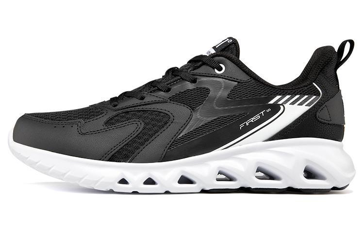 Кроссовки мужские с низким верхом 361°, черный/белый
Кроссовки мужские с низким верхом 361°, черный/белый