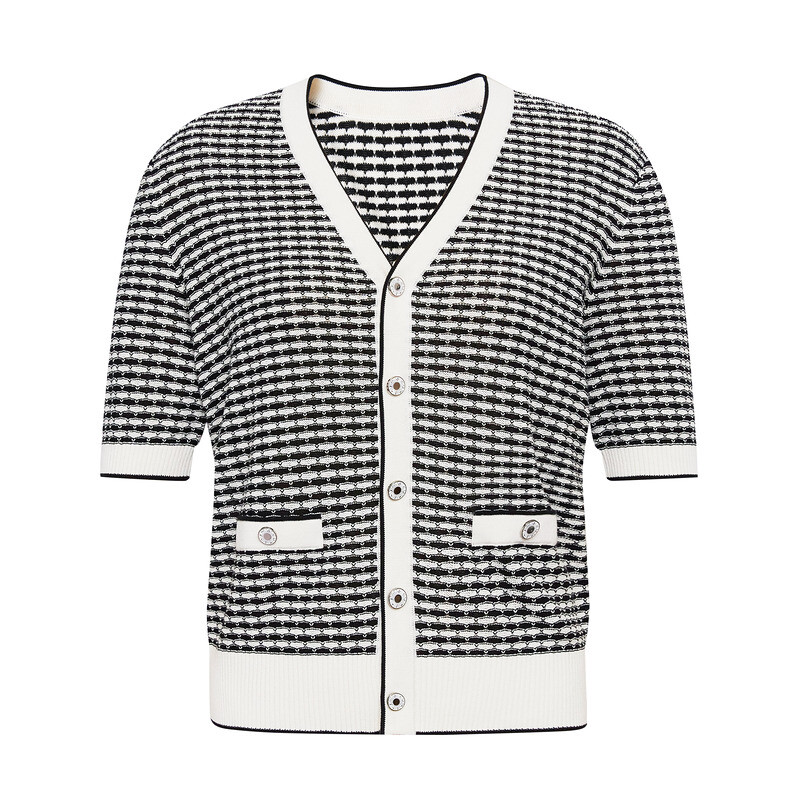 Вязаный кардиган Deep Breath с нашивкой и короткими рукавами, черный
Вязаный кардиган Deep Breath с нашивкой и короткими рукавами, черный