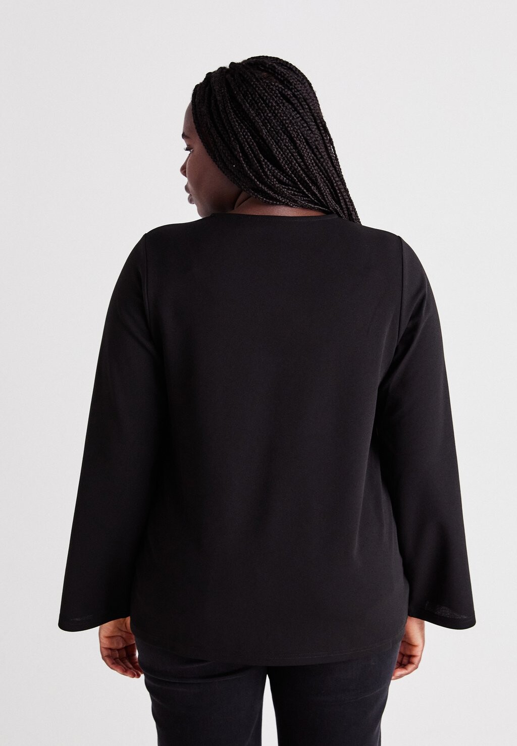 Топ с длинными рукавами VMCGIRA Vero Moda Curve, черный
Топ с длинными рукавами VMCGIRA Vero Moda Curve, черный