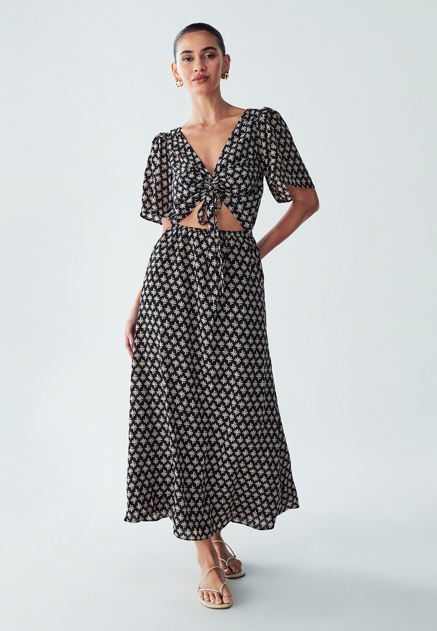 Платье ST MRLO BOBBIE , Black Geo/Black
Платье ST MRLO BOBBIE , Black Geo/Black