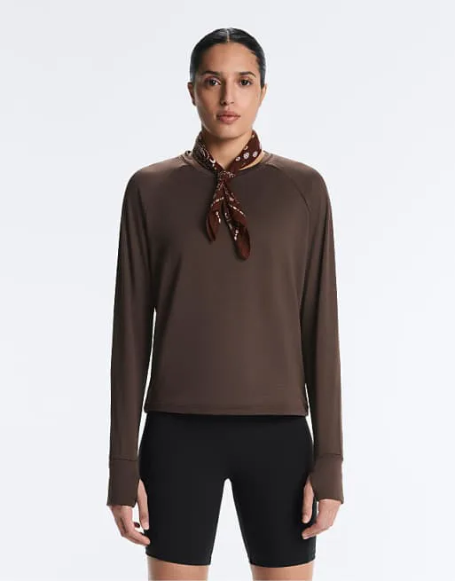 Темно-коричневая техническая футболка с длинными рукавами OYSHO, Коричневый, Темно-коричневая техническая футболка с длинными рукавами OYSHO
Темно-коричневая техническая футболка с длинными рукавами OYSHO, Коричневый, Темно-коричневая техническая футболка с длинными рукавами OYSHO