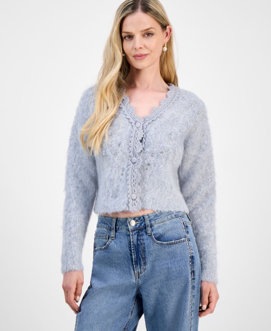 Укороченный пушистый кардиган с V-образным вырезом и декоративной отделкой, эксклюзивно для Macy's And Now This, Casual Grey Heather
Укороченный пушистый кардиган с V-образным вырезом и декоративной отделкой, эксклюзивно для Macy's And Now This, Casual Grey Heather