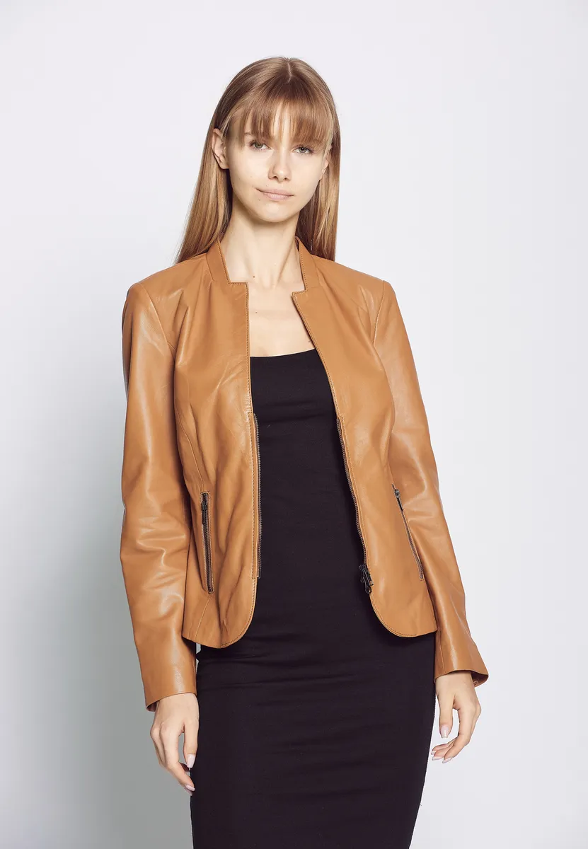 Кожаная куртка JCC "Лида", цвет Cognac
Кожаная куртка JCC "Лида", цвет Cognac