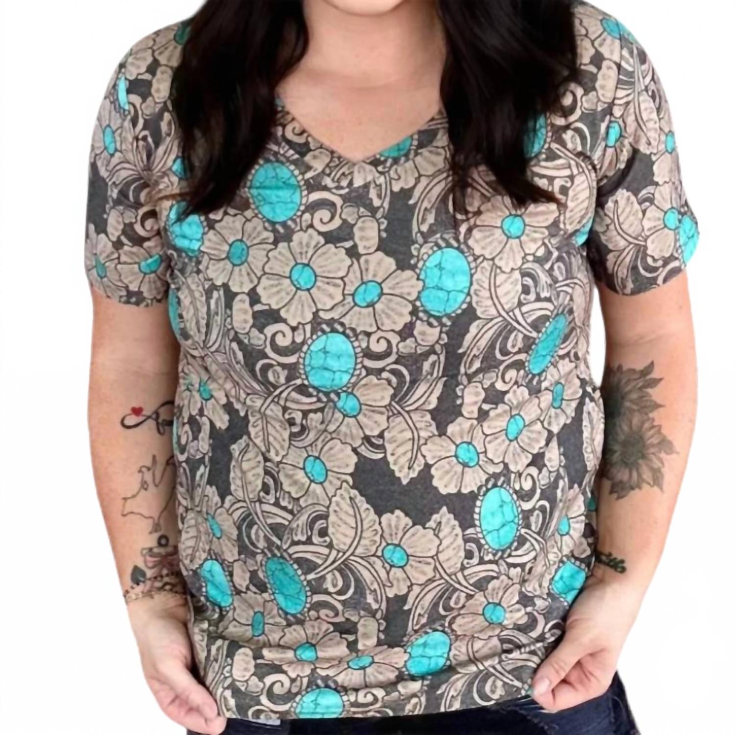 V-образный вырез футболка в темном цвете слоновой кости и бирюзовом Sterling Kreek
V-образный вырез футболка в темном цвете слоновой кости и бирюзовом Sterling Kreek