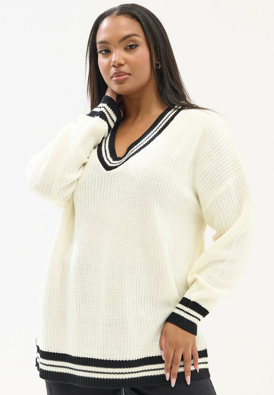 Джемпер Yours Clothing V-NECK , Ivory/Off-White
Джемпер Yours Clothing V-NECK , Ivory/Off-White