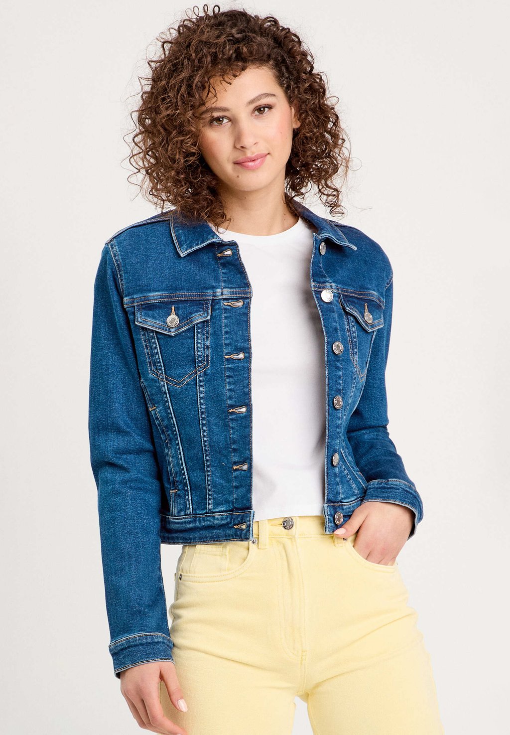 Джинсовая куртка Cache Cache, серый
Джинсовая куртка Cache Cache, серый