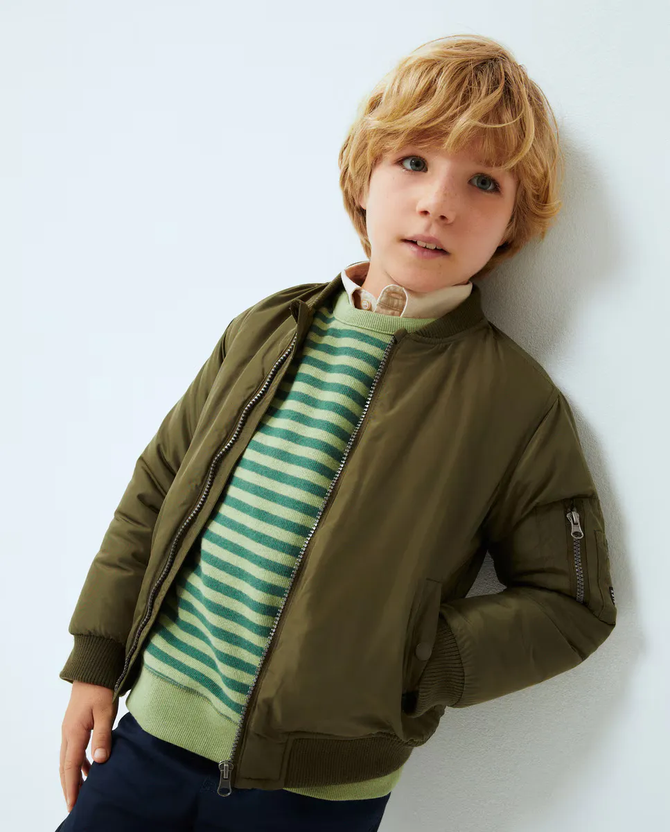 Бомбер для мальчика на контрастной подкладке Kids El Corte Inglés, темно-зеленый
Бомбер для мальчика на контрастной подкладке Kids El Corte Inglés, темно-зеленый