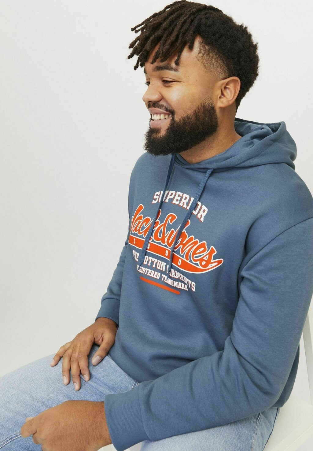 Толстовка с капюшоном PLUS SIZE LOGO Jack & Jones, синий
Толстовка с капюшоном PLUS SIZE LOGO Jack & Jones, синий