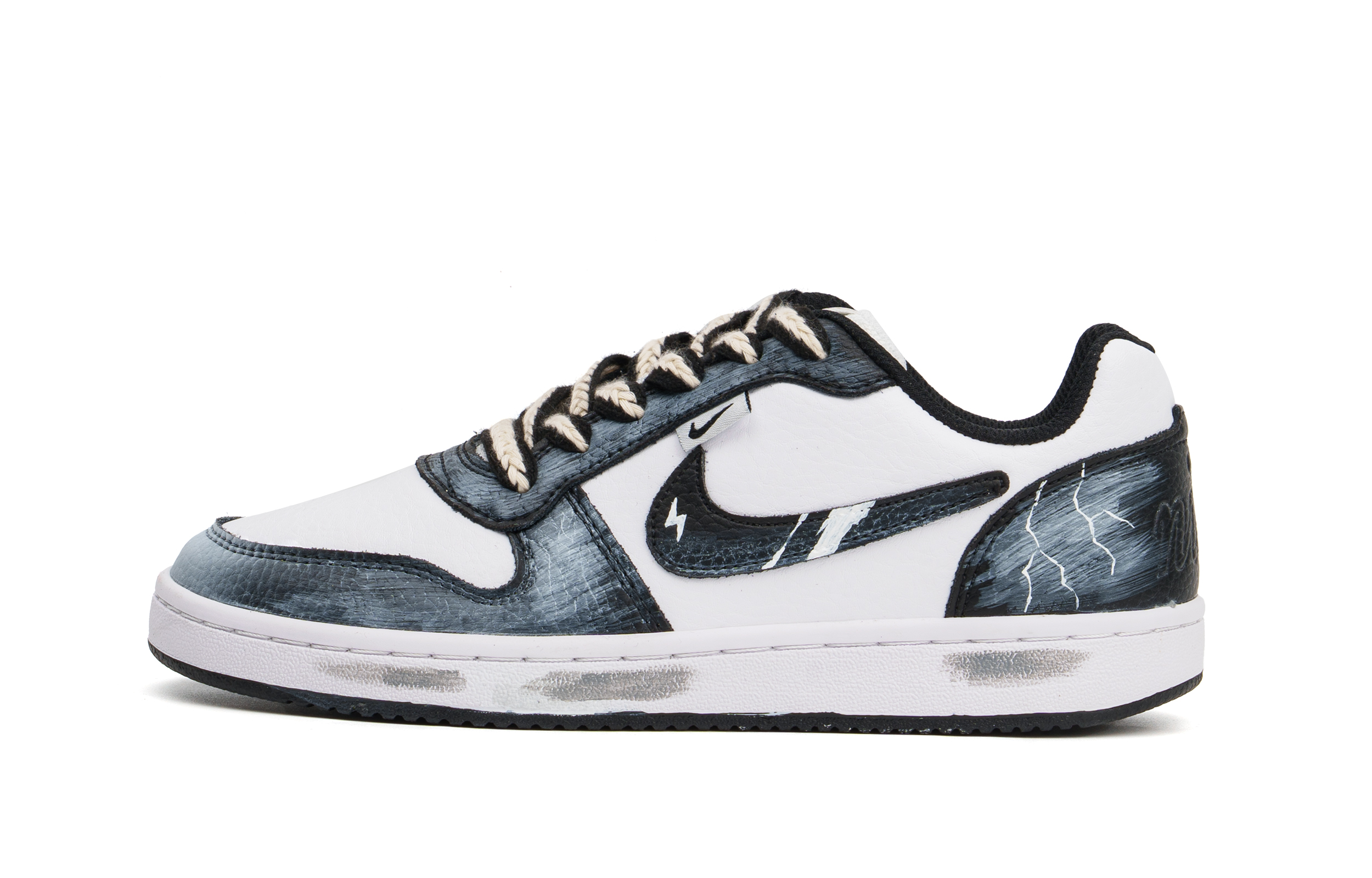 Nike Низкие, износостойкие, амортизирующие кроссовки для скейтбординга EBERNON, мужские, черно-белые
Nike Низкие, износостойкие, амортизирующие кроссовки для скейтбординга EBERNON, мужские, черно-белые