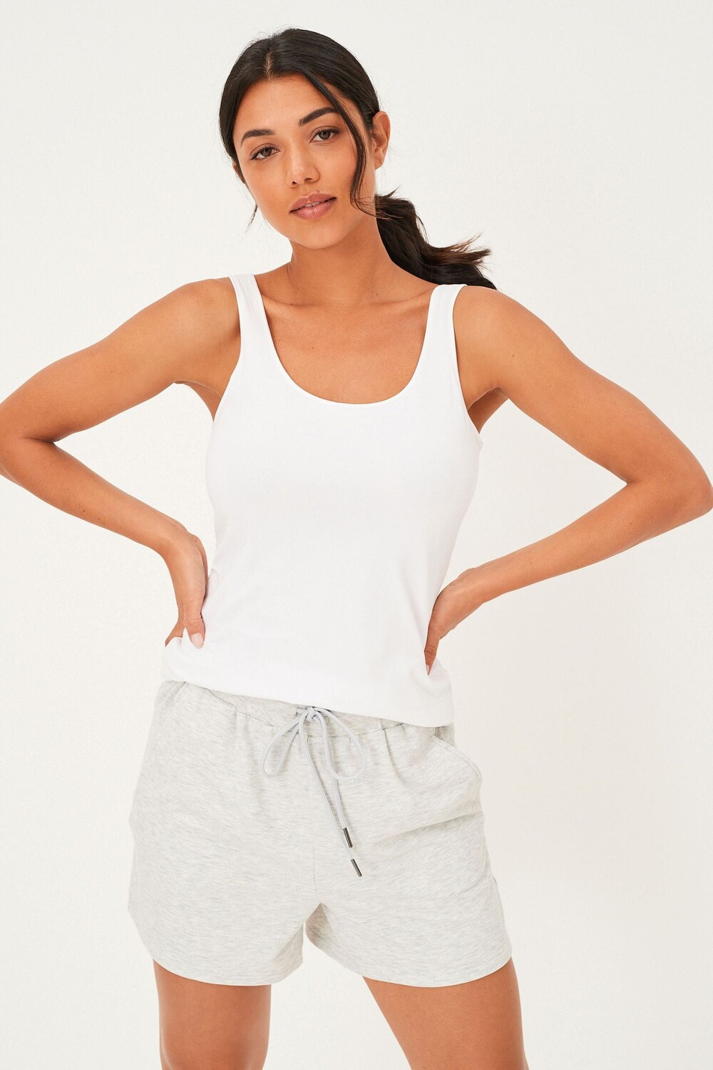 Хлопковая футболка Control Secret моделирующая живот Next, белый 
Хлопковая футболка Control Secret моделирующая живот Next, белый