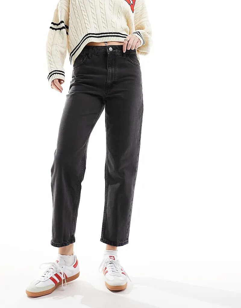 Джинсы mom черного цвета Mango 
Джинсы mom черного цвета Mango