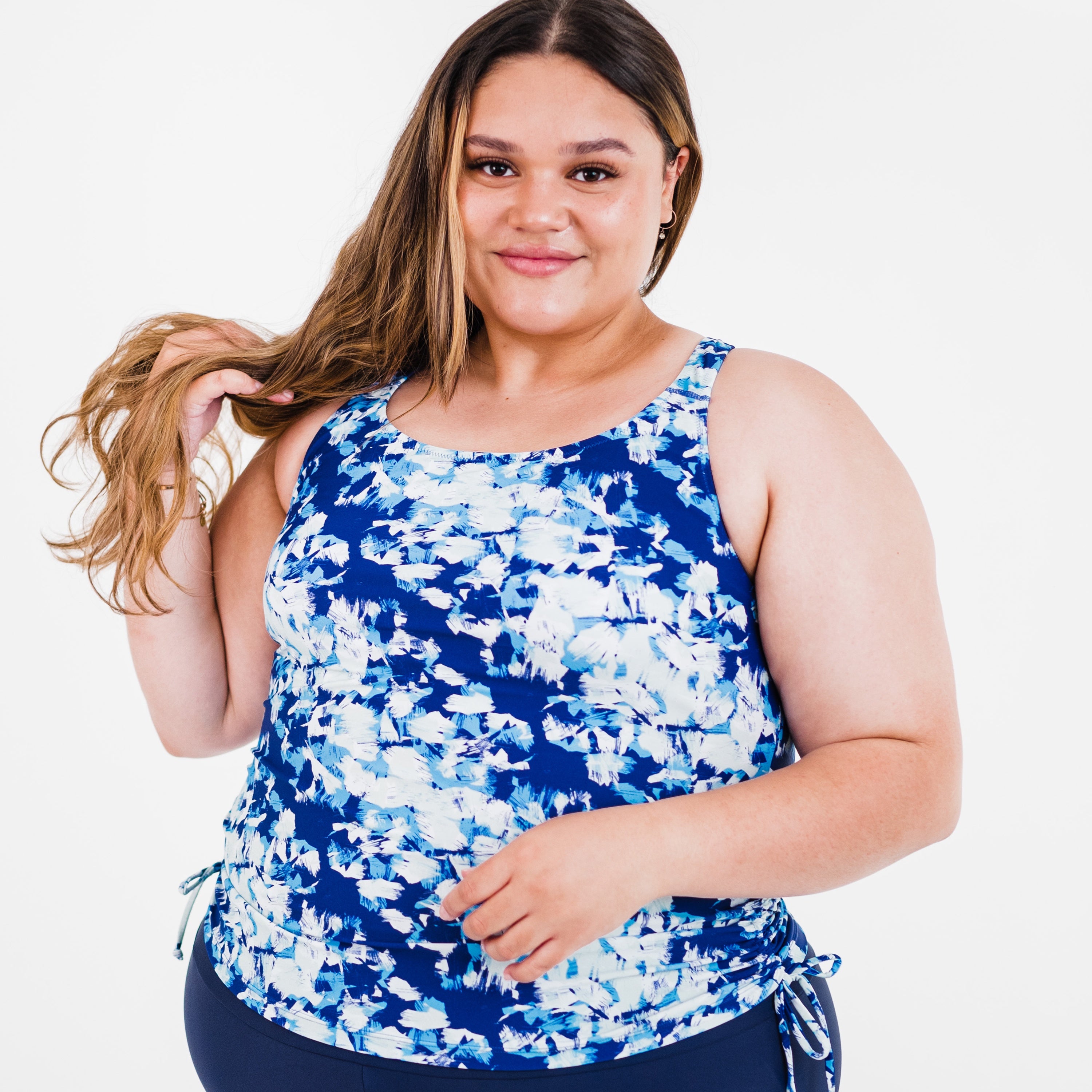 Женский купальник-танкини Maya Plus со встроенным бюстгальтером - Выкройки Calypsa, цвет blue drift
Женский купальник-танкини Maya Plus со встроенным бюстгальтером - Выкройки Calypsa, цвет blue drift