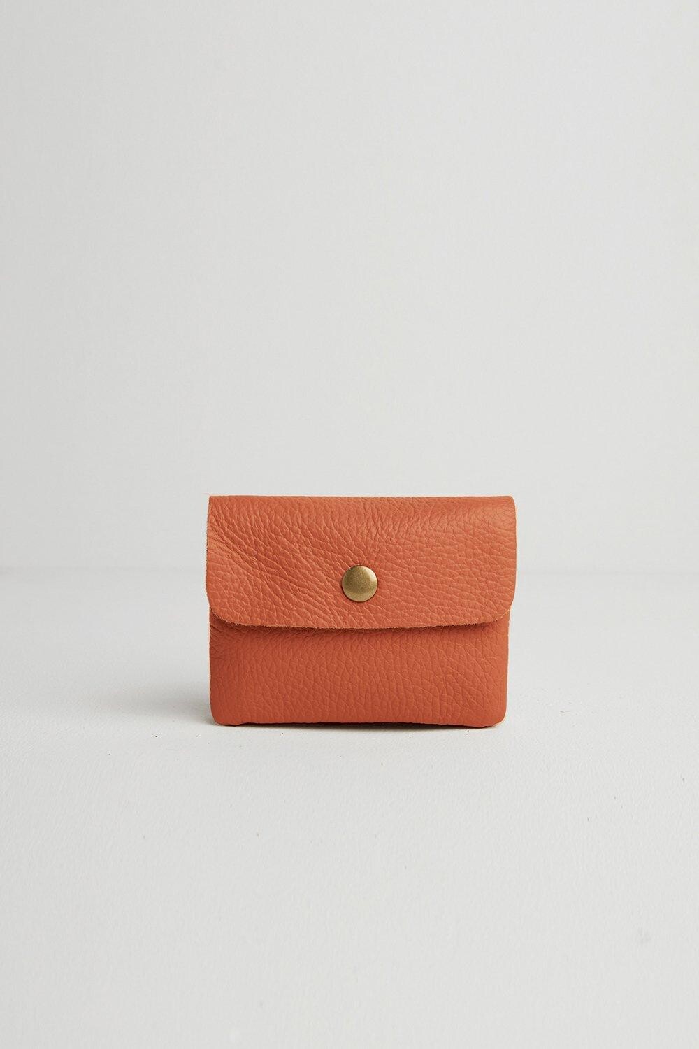 Маленький кожаный кошелек Betsy & Floss, оранжевый 
Маленький кожаный кошелек Betsy & Floss, оранжевый