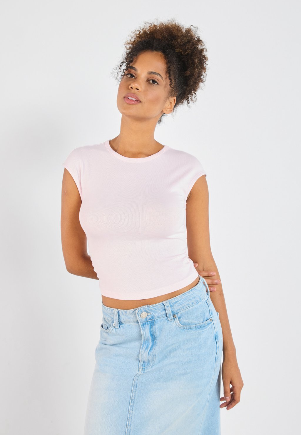 Базовая футболка Even&Odd, светло-розовый
Базовая футболка Even&Odd, светло-розовый