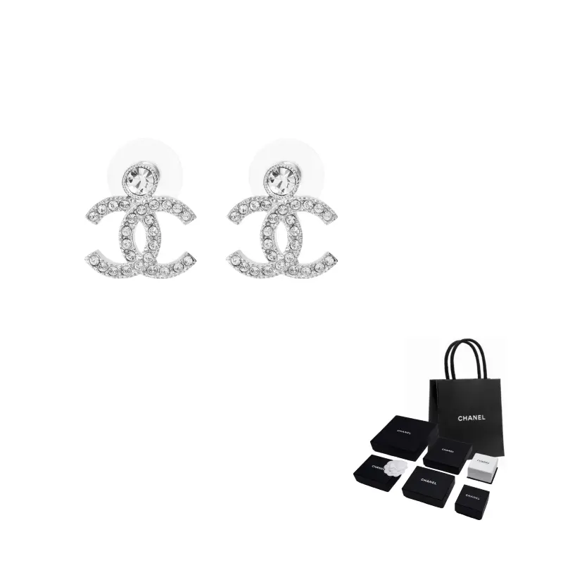 CHANEL Серебряные металлические серьги-гвоздики для женщин
CHANEL Серебряные металлические серьги-гвоздики для женщин