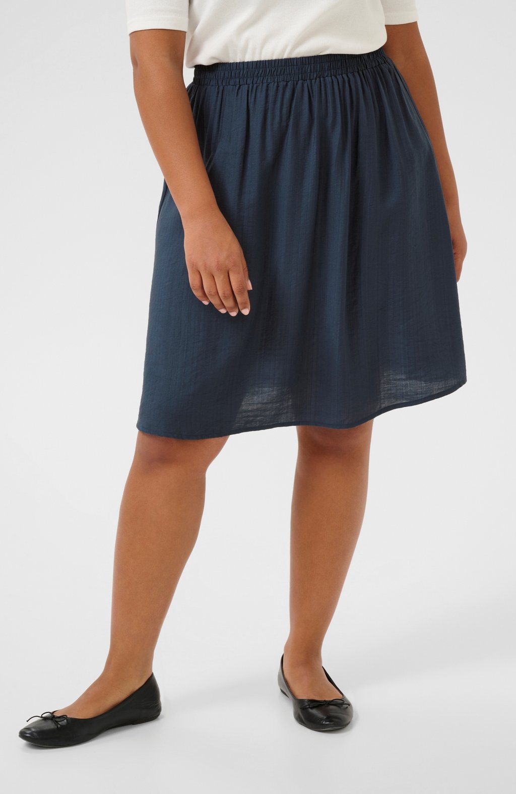 Юбка А-силуэта KCMUI Kaffe Curve, темно-синий
Юбка А-силуэта KCMUI Kaffe Curve, темно-синий