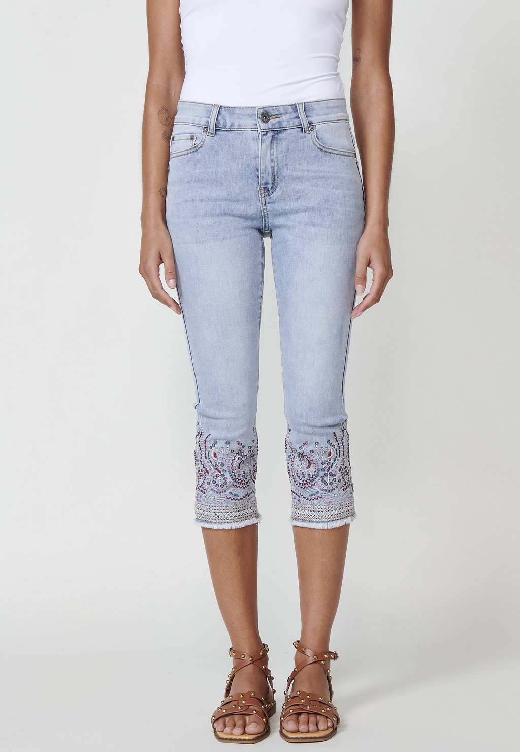 Джинсовые шорты Koroshi, светло-голубой
Джинсовые шорты Koroshi, светло-голубой