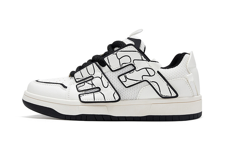 Кеды, скейтборд обувь женская низкая бежевый/черный Feiyue
Кеды, скейтборд обувь женская низкая бежевый/черный Feiyue