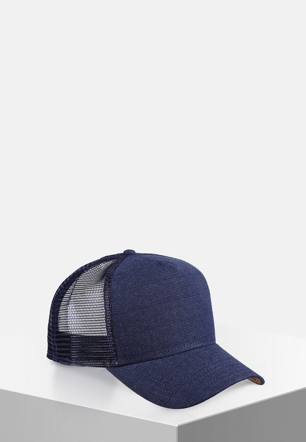 Бейсболка GLENCHECK Djinn's, темно-синий
Бейсболка GLENCHECK Djinn's, темно-синий