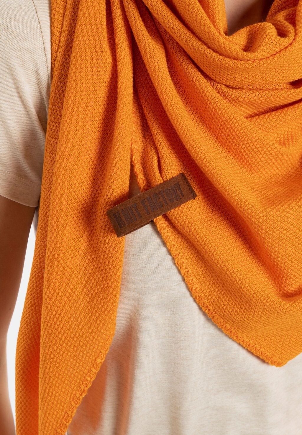 Шарф LOLA Knit Factory, оранжевый 
Шарф LOLA Knit Factory, оранжевый