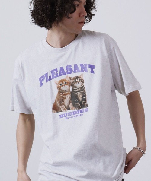 Футболка с коротким рукавом, принт "кошка" MODISH GAZE
Футболка с коротким рукавом, принт "кошка" MODISH GAZE