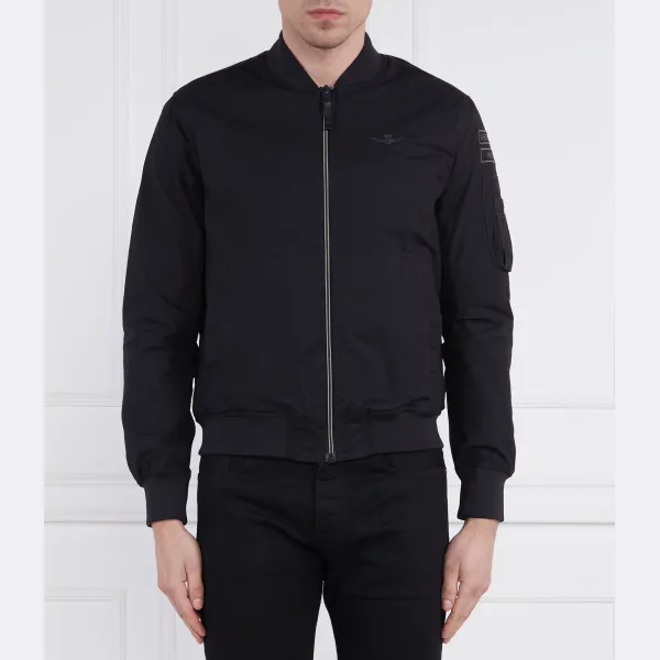 Бомбер стандартного кроя Aeronautica Militare, черный
Бомбер стандартного кроя Aeronautica Militare, черный