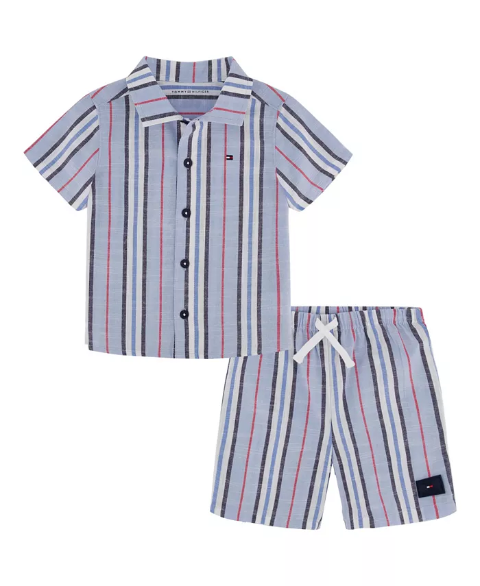 Комплект для мальчиков из 2 предметов: полосатая рубашка и шорты из газы Cabana Tommy Hilfiger
Комплект для мальчиков из 2 предметов: полосатая рубашка и шорты из газы Cabana Tommy Hilfiger