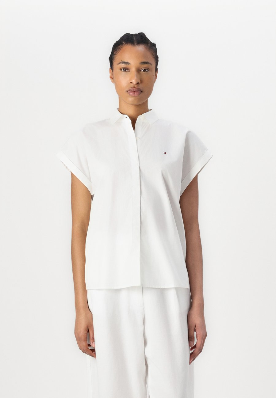 Блуза Tommy Hilfiger SLEEVELESS RELAXED SHIRT, Optic White/White
Блуза Tommy Hilfiger SLEEVELESS RELAXED SHIRT, Optic White/White
