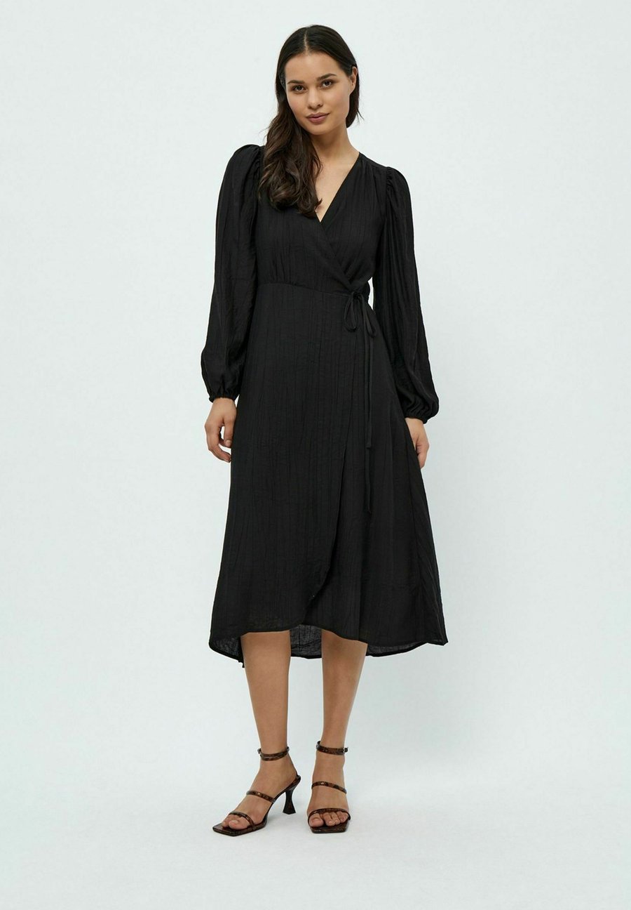 Платье Desires ASTRA LONG SLEEVE MIDCALF, Black
Платье Desires ASTRA LONG SLEEVE MIDCALF, Black