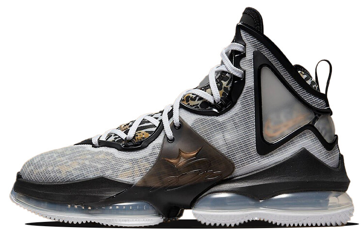 Кроссовки Nike LeBron 19 Royalty, серый/черный
Кроссовки Nike LeBron 19 Royalty, серый/черный