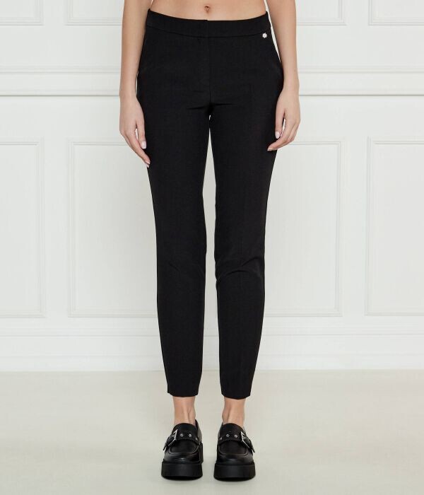 Брюки женские Hugo Хагония облегающего кроя повседневные, черный
Брюки женские Hugo Хагония облегающего кроя повседневные, черный