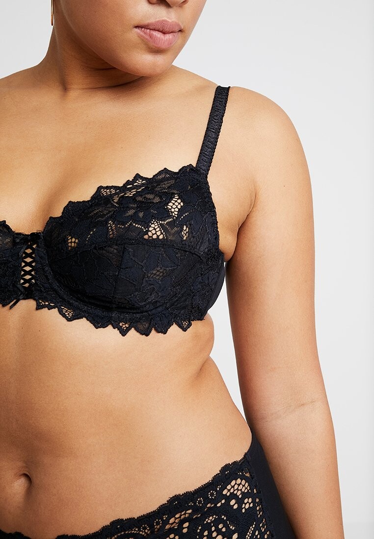 Бюстгальтер на косточках ARUM SOUTIEN GORGE CLASSIQUE ARMATURES Sans Complexe, черный
Бюстгальтер на косточках ARUM SOUTIEN GORGE CLASSIQUE ARMATURES Sans Complexe, черный