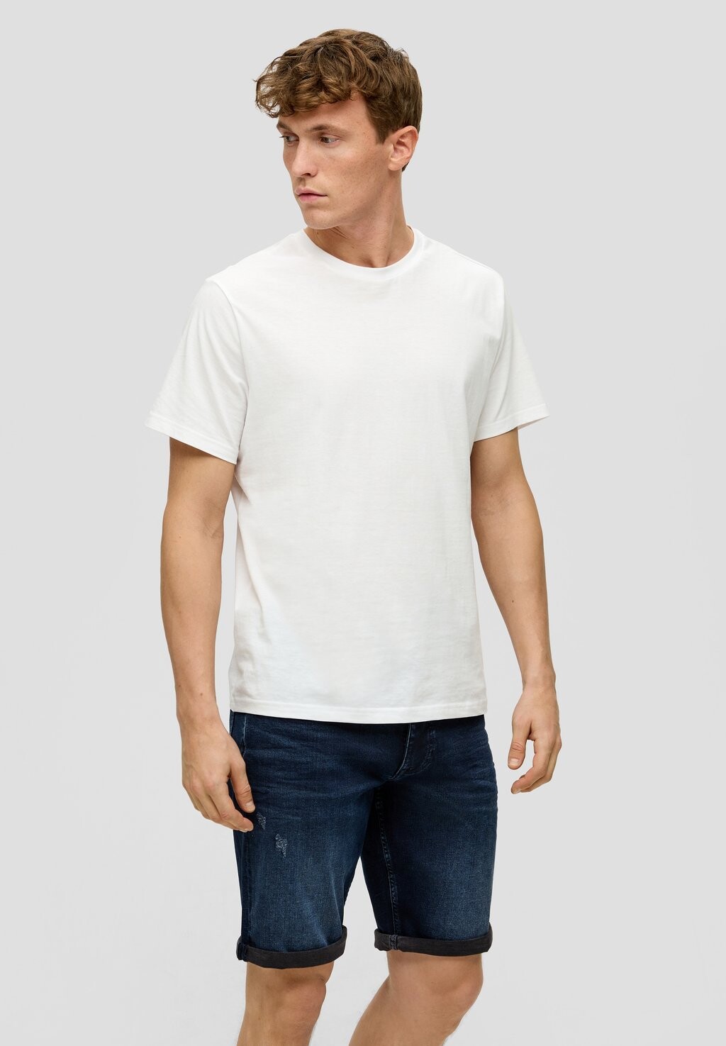 Джинсовые шорты MAURO: BERMUDA MIT GERADEM BEIN s.Oliver, темно-синий деним
Джинсовые шорты MAURO: BERMUDA MIT GERADEM BEIN s.Oliver, темно-синий деним