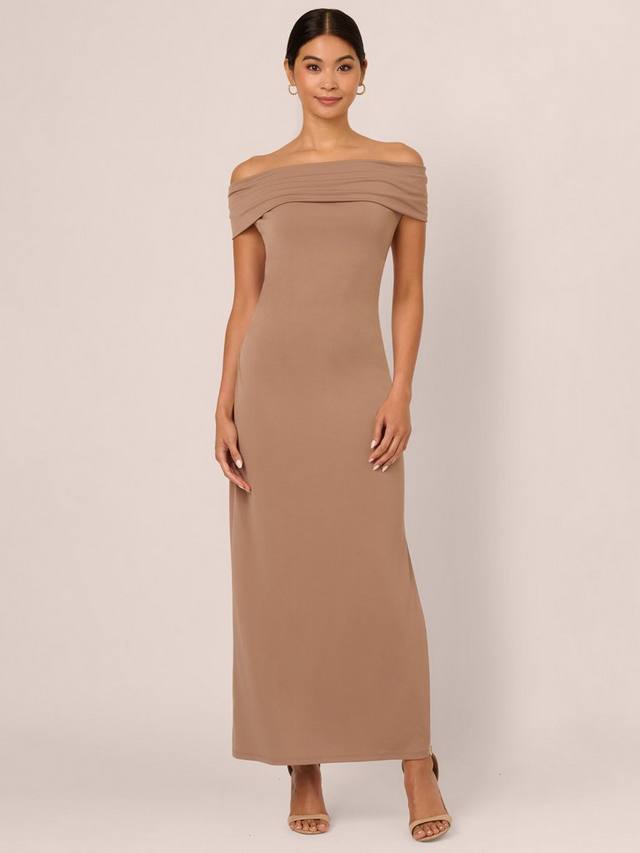 Макси-платье adrianna by с открытыми плечами Adrianna Papell, серо-коричневый
Макси-платье adrianna by с открытыми плечами Adrianna Papell, серо-коричневый