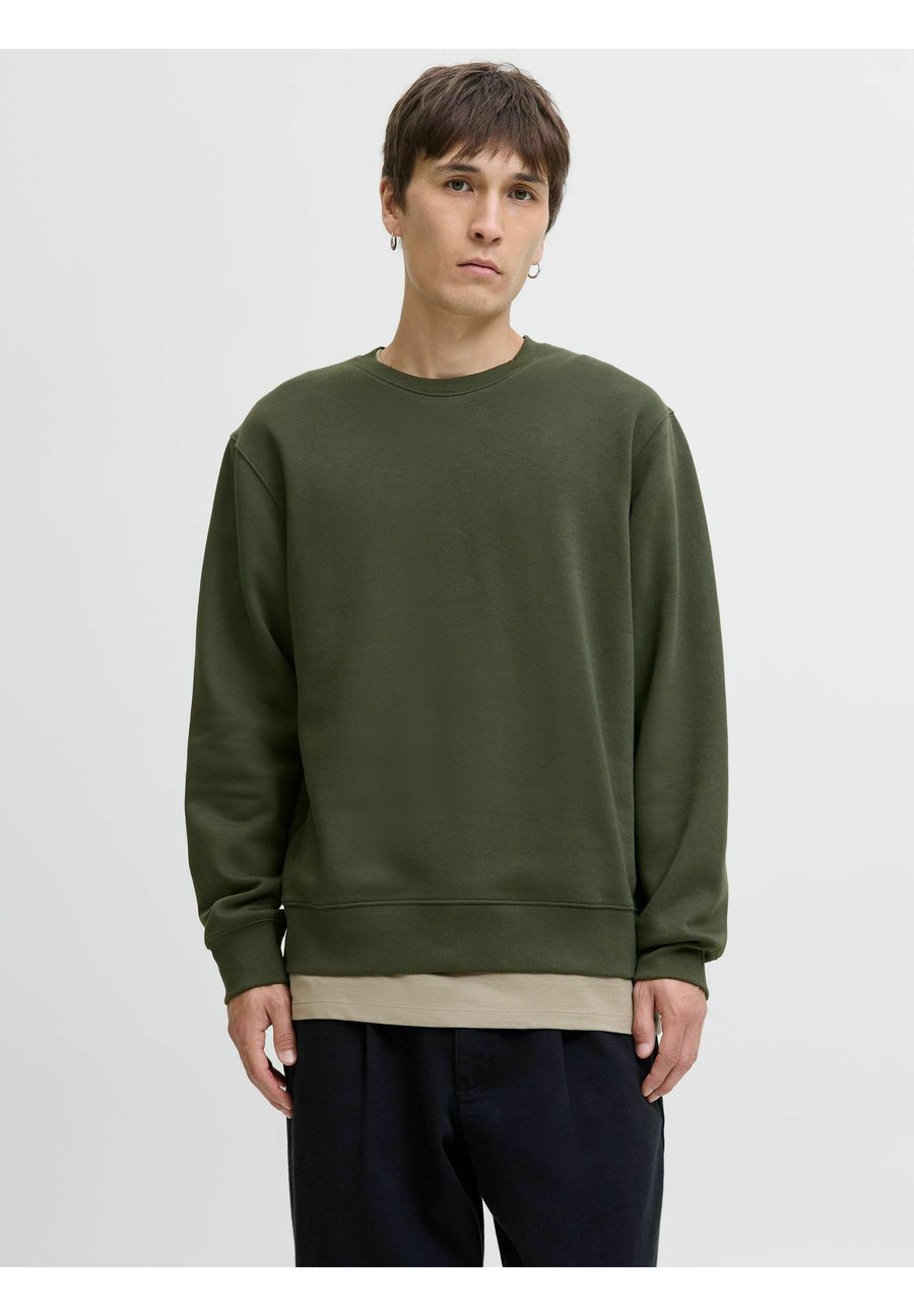 Толстовка Jack & Jones JJESTAR BASIC CREW NECK, Duffel Bag/Khaki
Толстовка Jack & Jones JJESTAR BASIC CREW NECK, Duffel Bag/Khaki