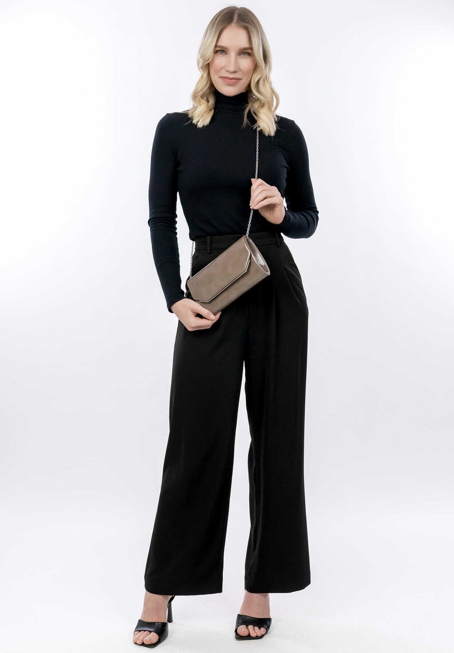 Клатч Tamaris AMALIA, Taupe/Light Brown
Клатч Tamaris AMALIA, Taupe/Light Brown