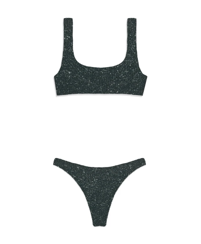 Верхняя часть бикини с оборками и самые откровенные трусики. Mc2 Saint Barth, черный
Верхняя часть бикини с оборками и самые откровенные трусики. Mc2 Saint Barth, черный