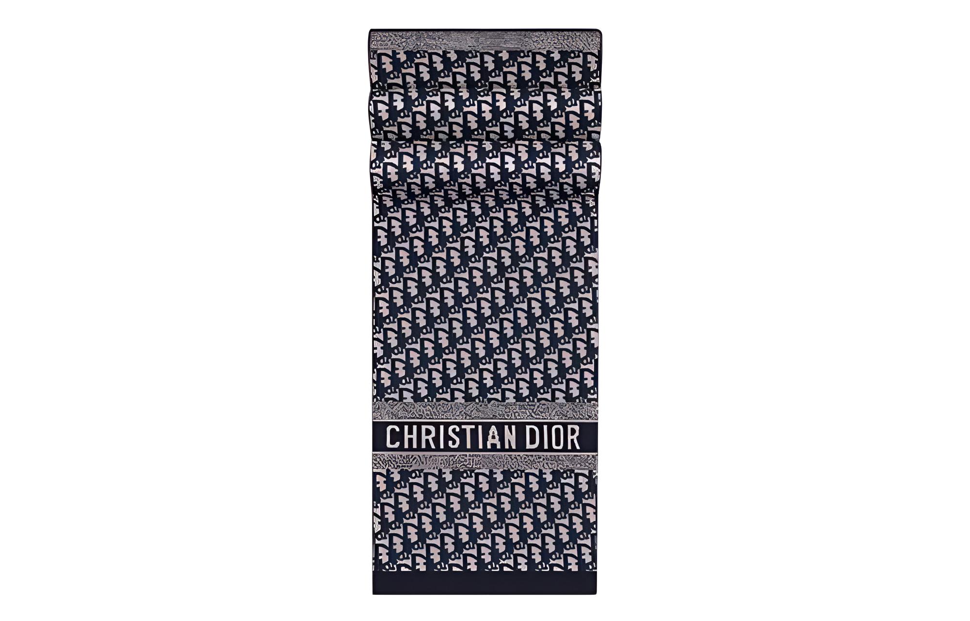 Вязаный шарф DIOR женский темно-синий
Вязаный шарф DIOR женский темно-синий