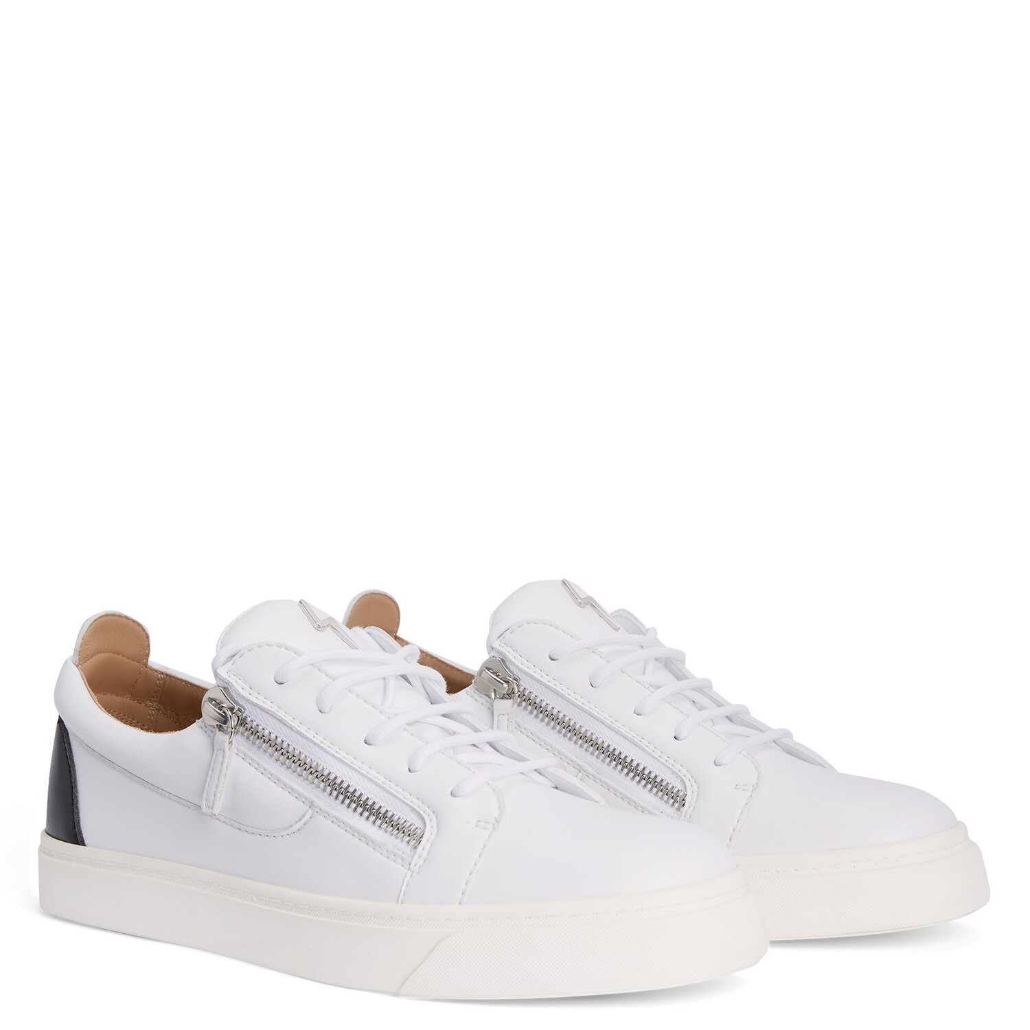 Джузеппе Занотти Фрэнки Giuseppe Zanotti, белый
Джузеппе Занотти Фрэнки Giuseppe Zanotti, белый