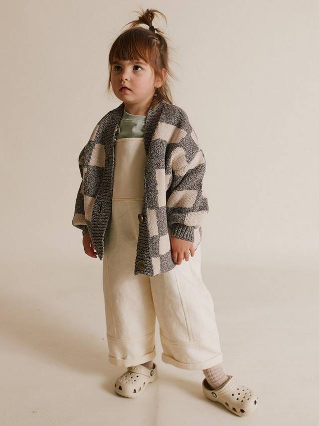 Детский кардиган phoenix wave Claude & Co, темно-синий
Детский кардиган phoenix wave Claude & Co, темно-синий