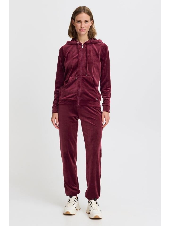 Комбинезон Oxmo Jogginganzug OXMitta 21800134-ME Lounge-Set, цвет Nicki-OptikRot
Комбинезон Oxmo Jogginganzug OXMitta 21800134-ME Lounge-Set, цвет Nicki-OptikRot