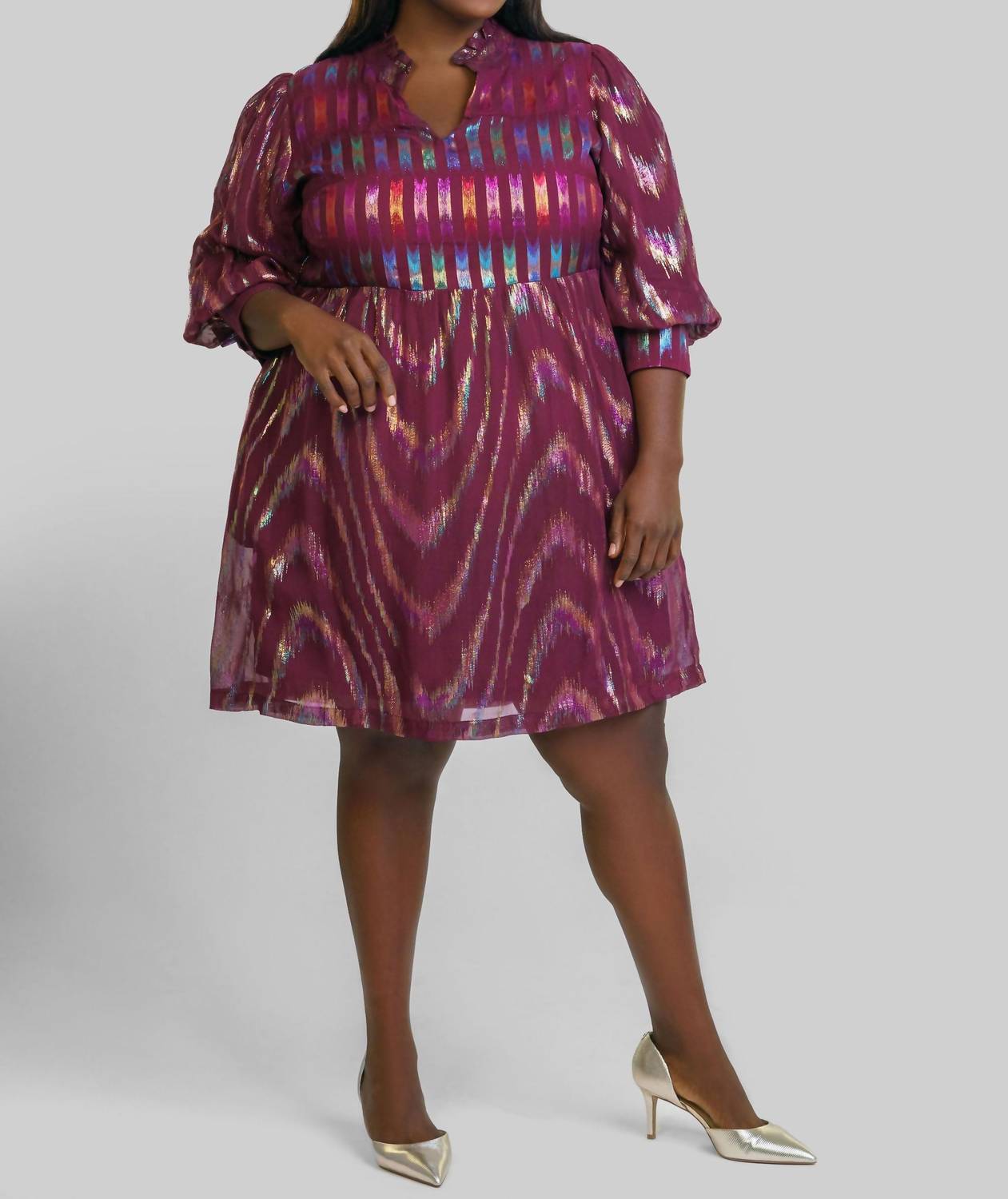 Бордовое мини-платье плюс сайз EMILY LOVELOCK
Бордовое мини-платье плюс сайз EMILY LOVELOCK