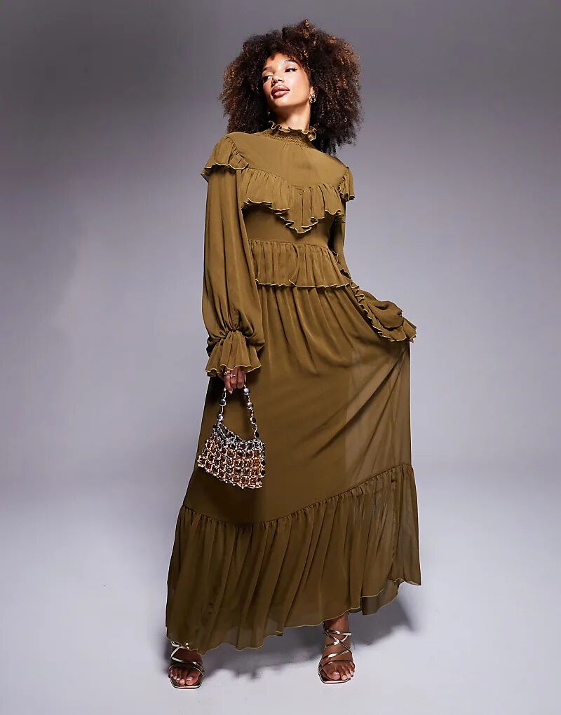 Шифоновое макси-платье с высоким воротом и оборками оливкового цвета Daska
Шифоновое макси-платье с высоким воротом и оборками оливкового цвета Daska