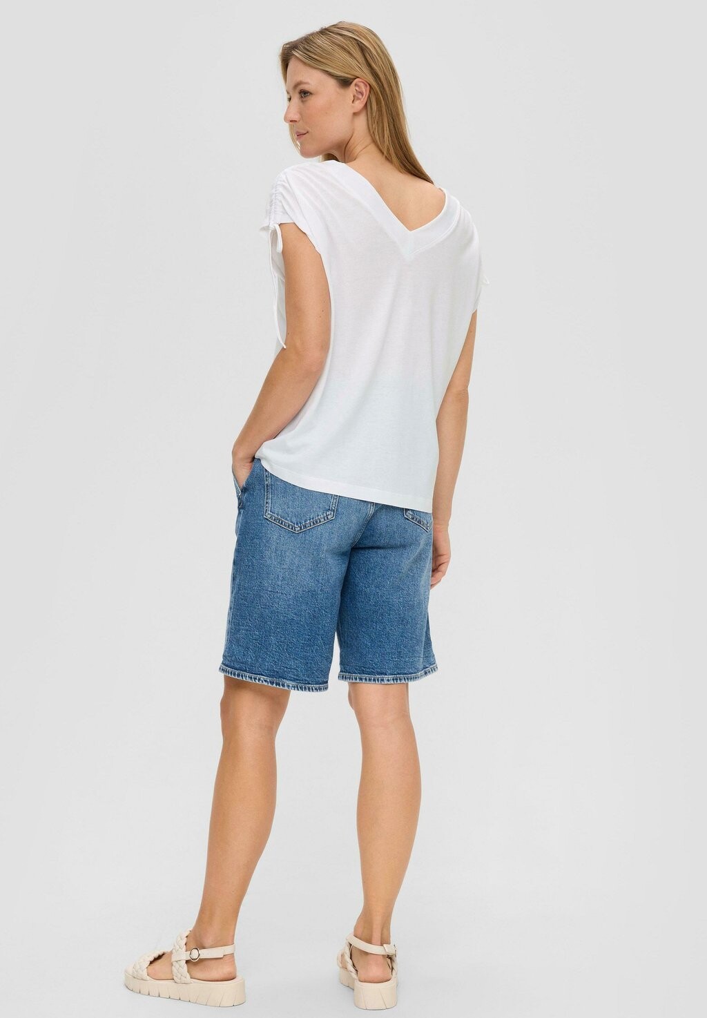 Принт на футболке MIT BINDEDETAILS s.Oliver, белый
Принт на футболке MIT BINDEDETAILS s.Oliver, белый