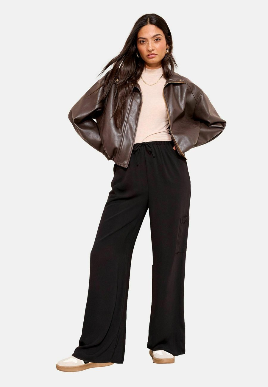 Брюки Friends Like These Trousers, Black
Брюки Friends Like These Trousers, Black