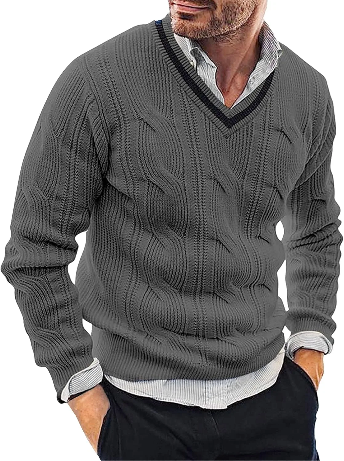 Мужской свитер V-образным вырезом с косой вязкой
Мужской свитер V-образным вырезом с косой вязкой